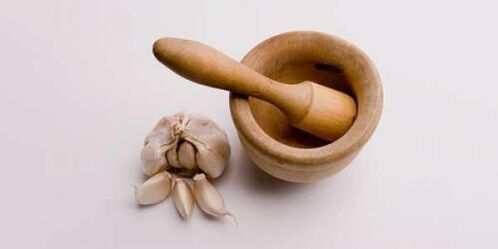 Garlic fights parasites
